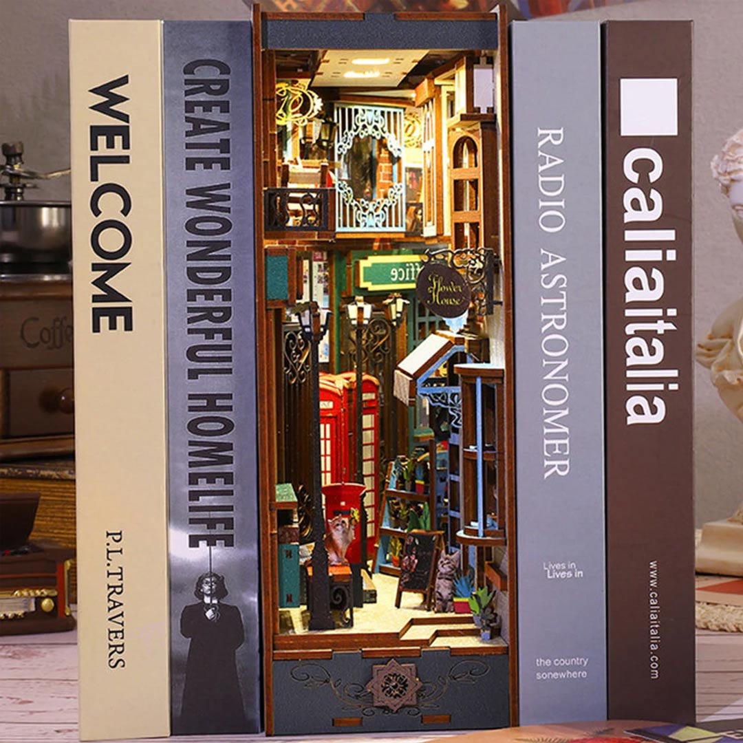 Island Holiday Wooden Puzzle Book Nook Shelf Insert Fifijoy