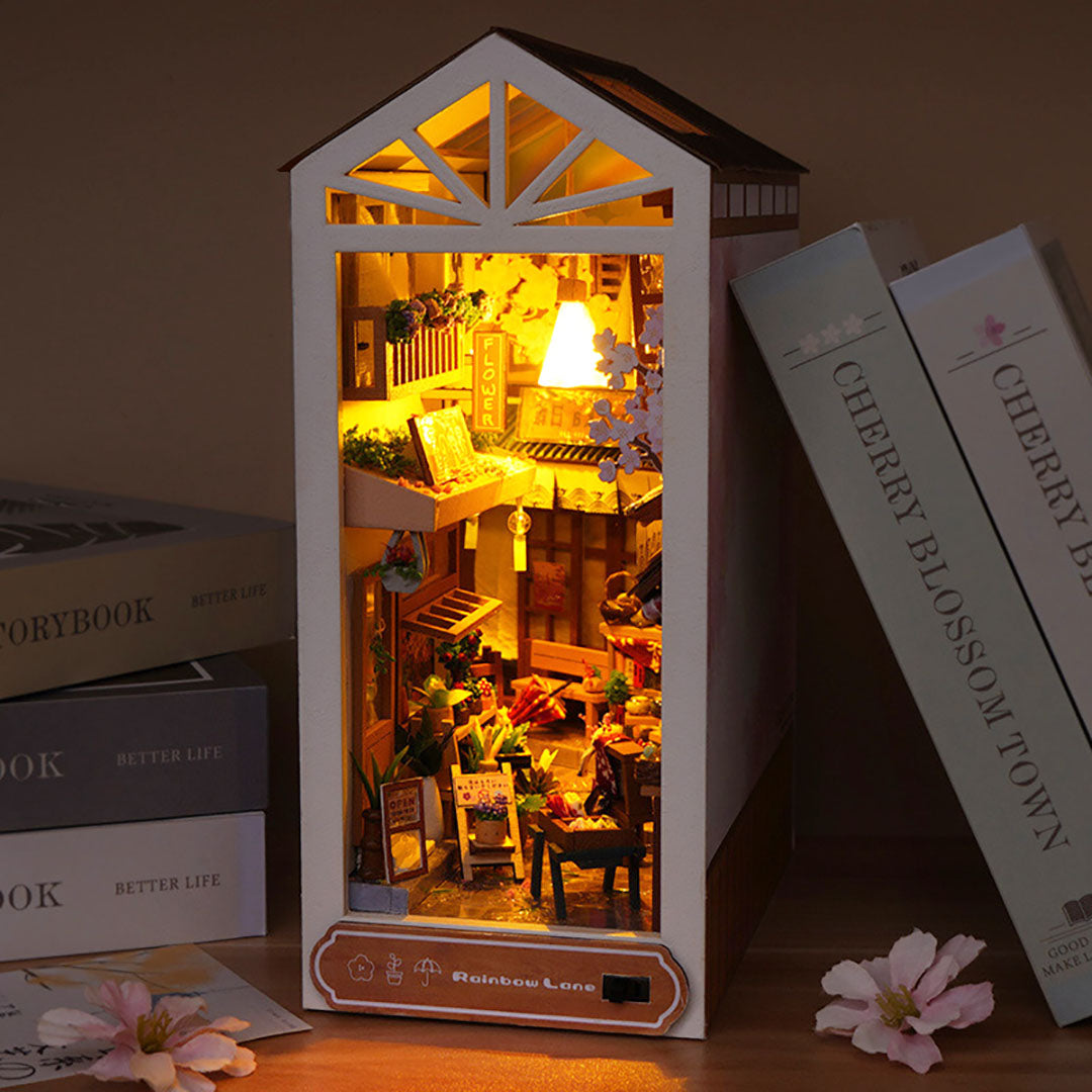 Rainbow Lane DIY Crafts Book Nook