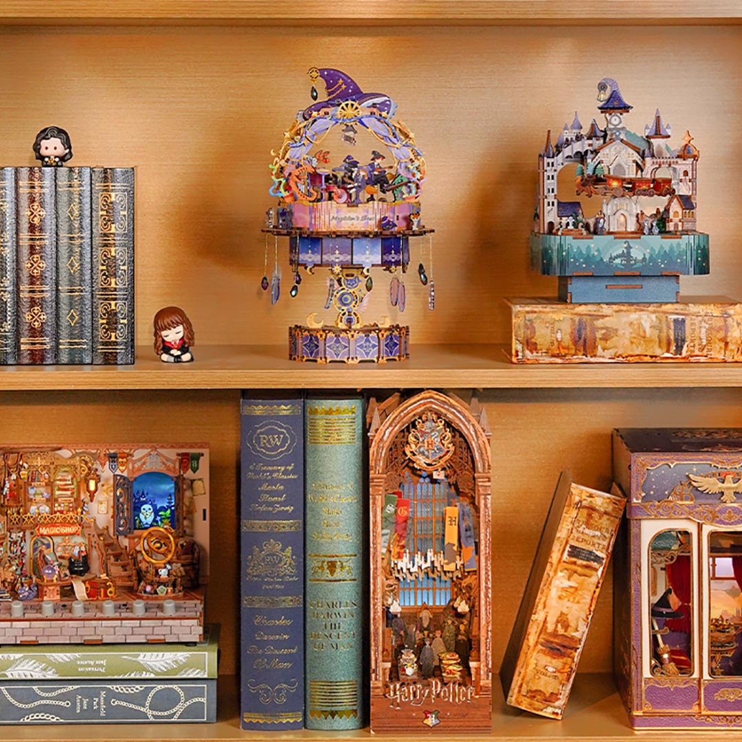 Magician's Show Music Box Transmission Model Kit