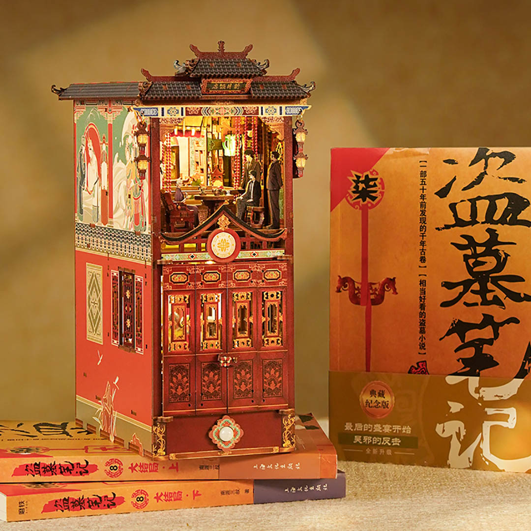 Crescent Moon Restaurant DIY Book Nook Kit