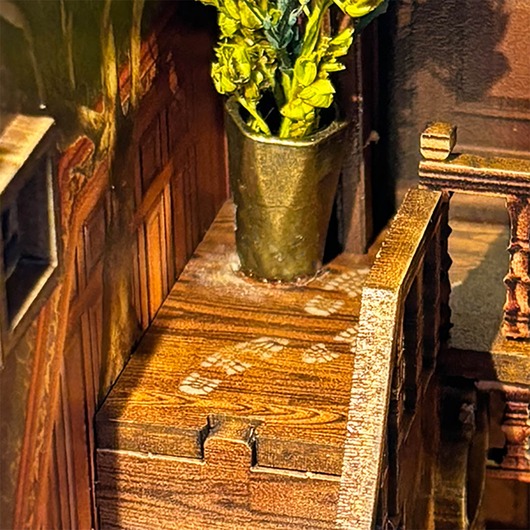 Key Tracking DIY Book Nook Shelf Insert