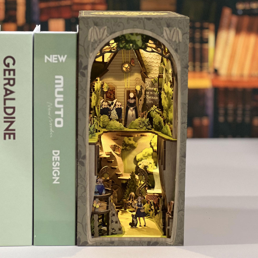 The Wizard of Oz DIY Book Nook Shelf Insert – Fifijoy