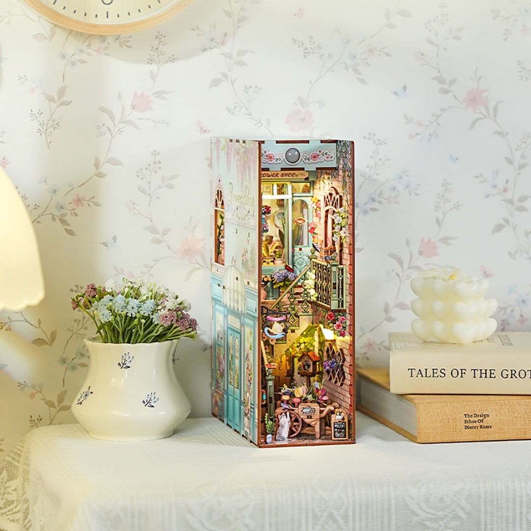 Flower Shop DIY Book Nook Shelf Insert