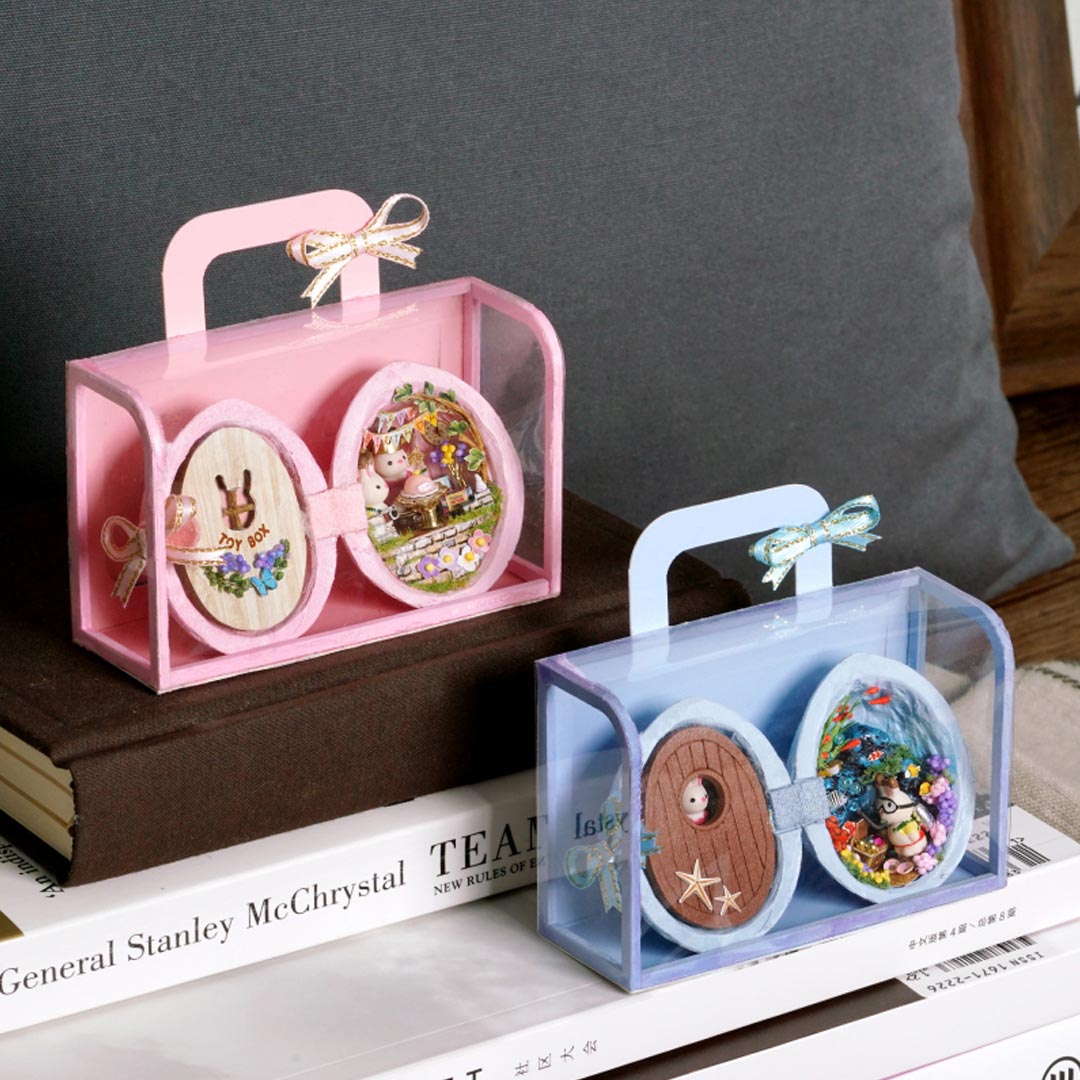 Creative Rabbits Miniature Walnut DIY Kit