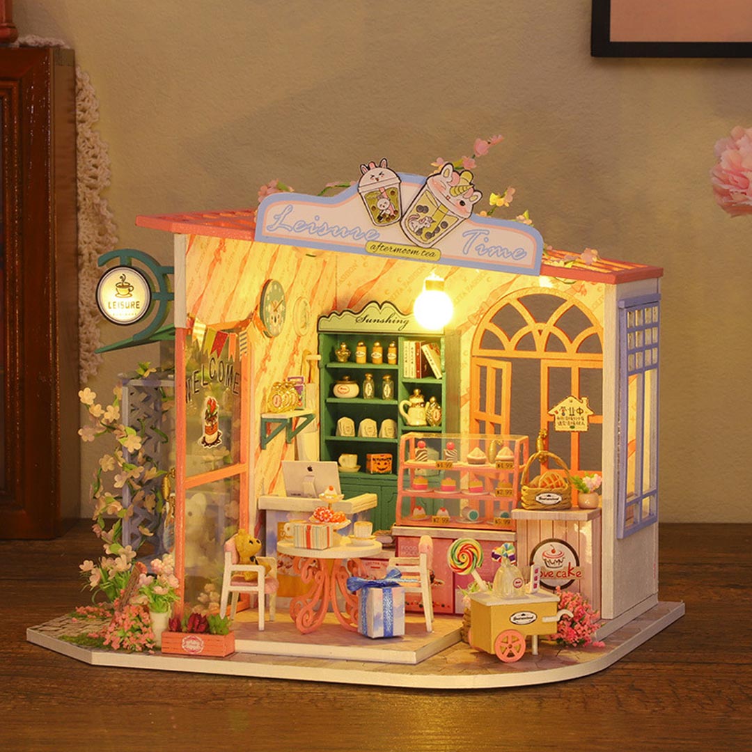 Garden House Dollhouse Miniature DIY House Kit