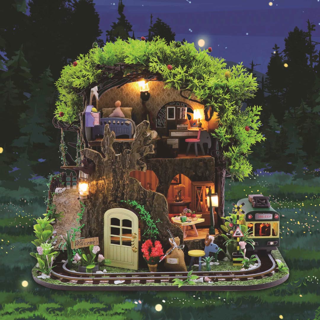 Forest Castle Tree House DIY Dollhouse Kit