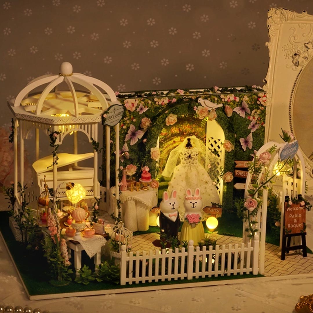 Meet to the Love DIY Wedding Dollhouse Kit
