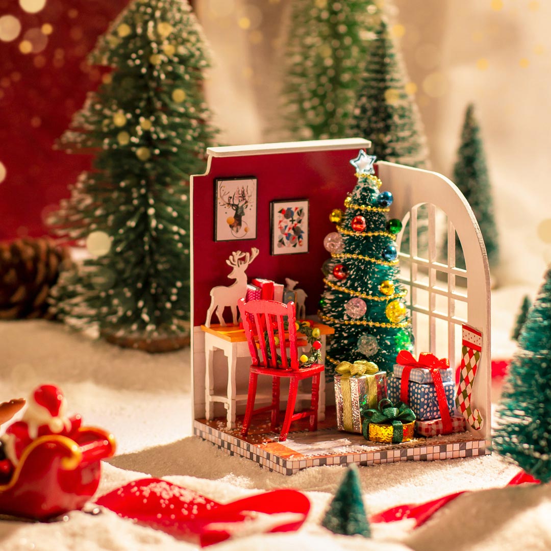 Merry Christmas DIY Miniature House Kit