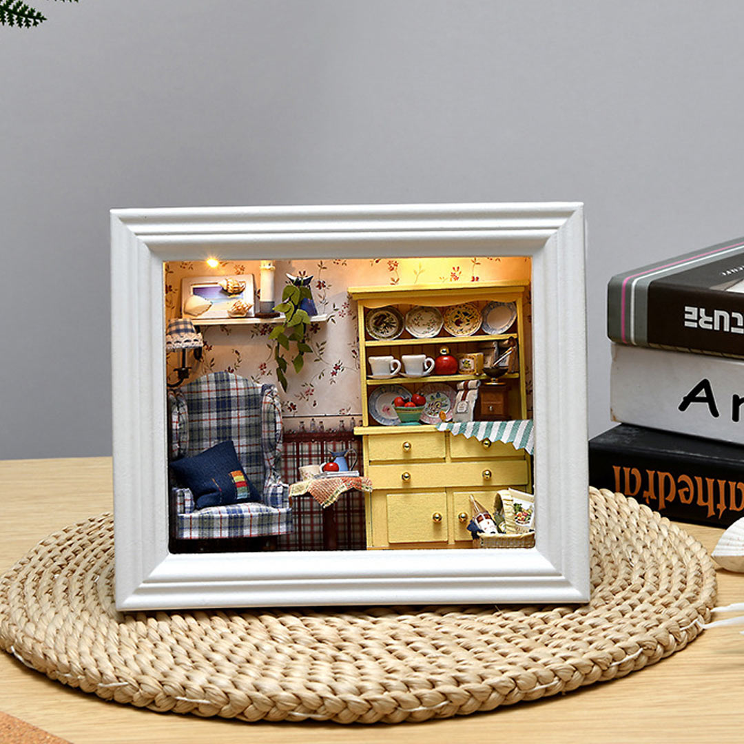 A Midsummer Afternoon DIY Photo Frame Miniature Kit