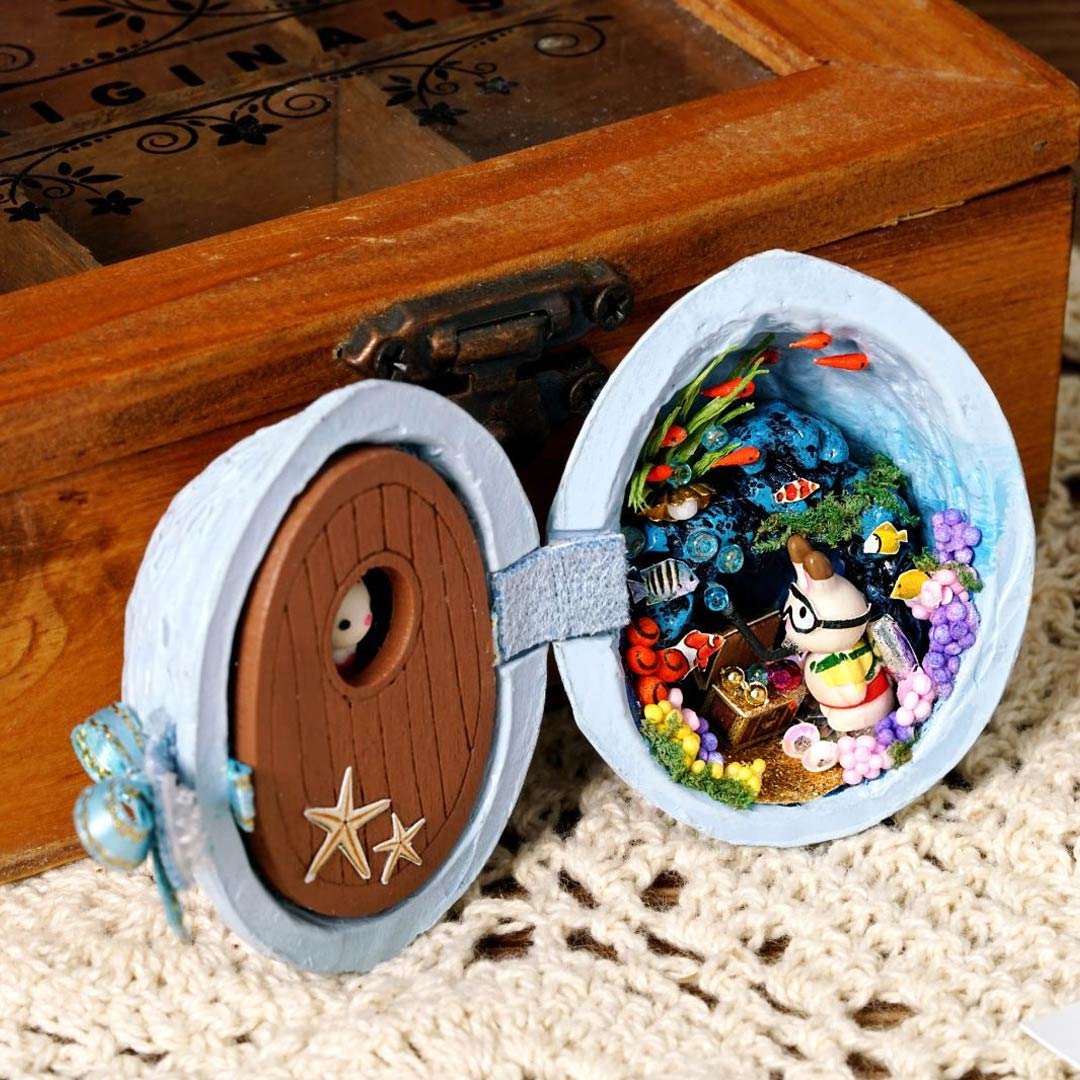 Creative Rabbits Miniature Walnut DIY Kit