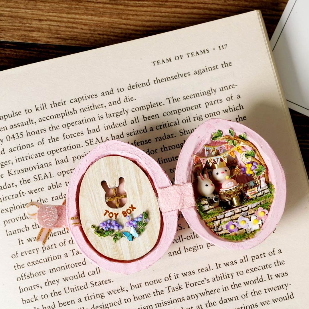 Creative Rabbits Miniature Walnut DIY Kit
