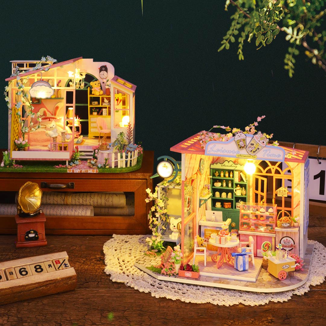 Garden House Dollhouse Miniature DIY House Kit