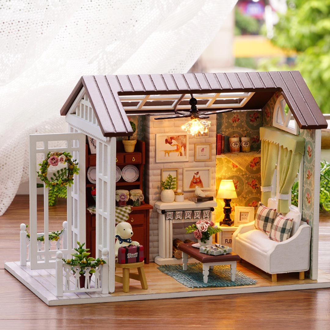 Forest Times Mini Doll House Kit