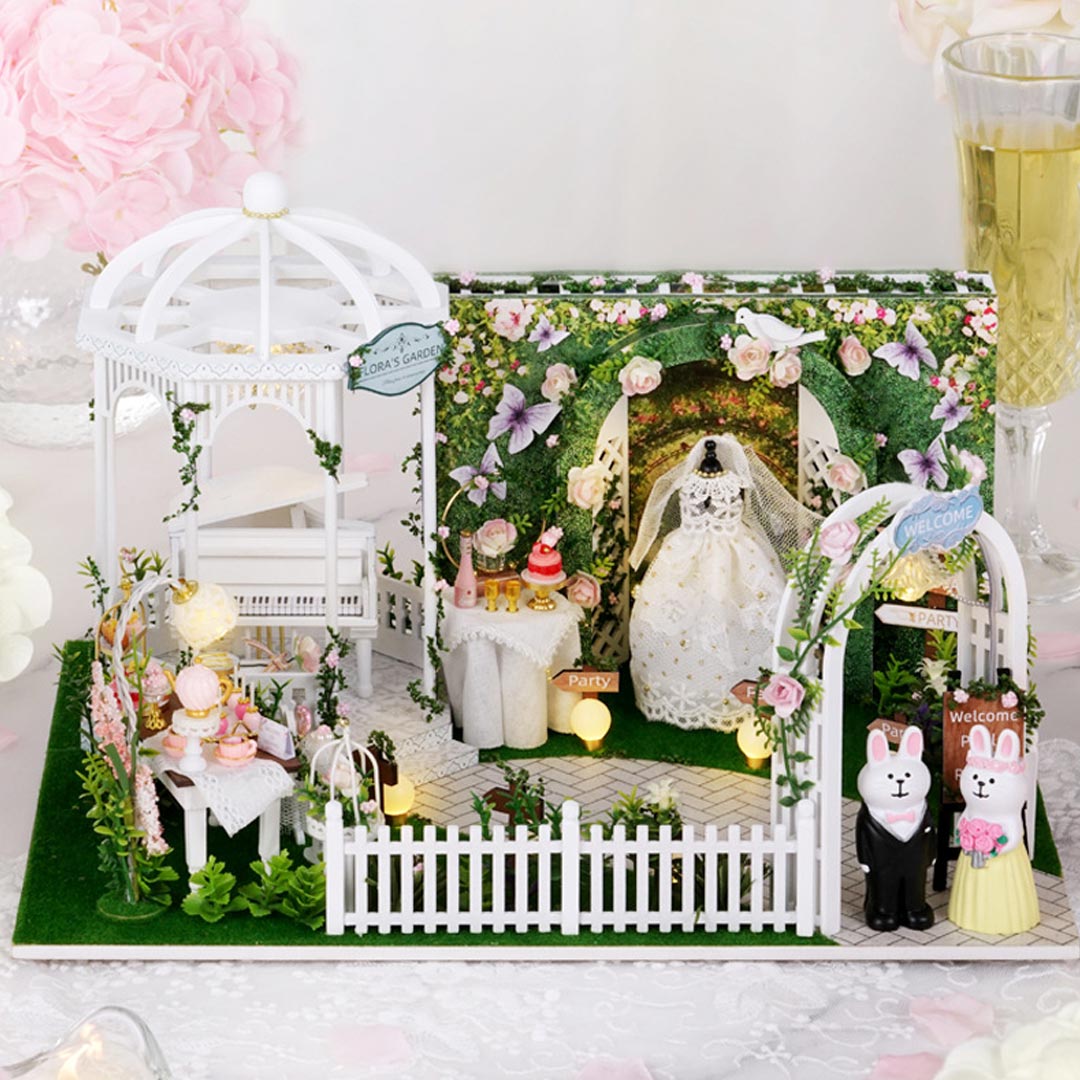 Meet to the Love DIY Wedding Dollhouse Kit
