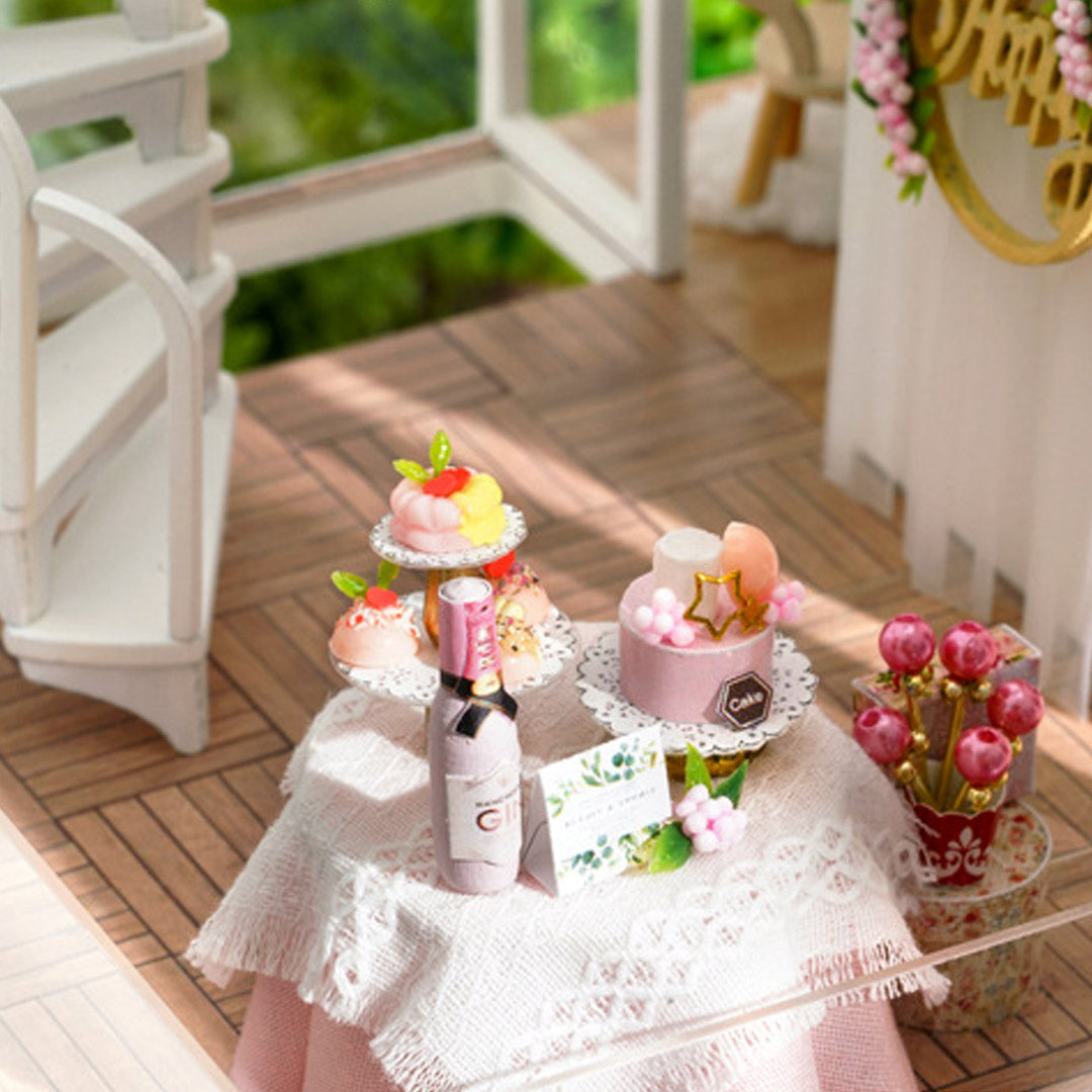 Have a Nice Day Villa DIY Dollhouse Kit