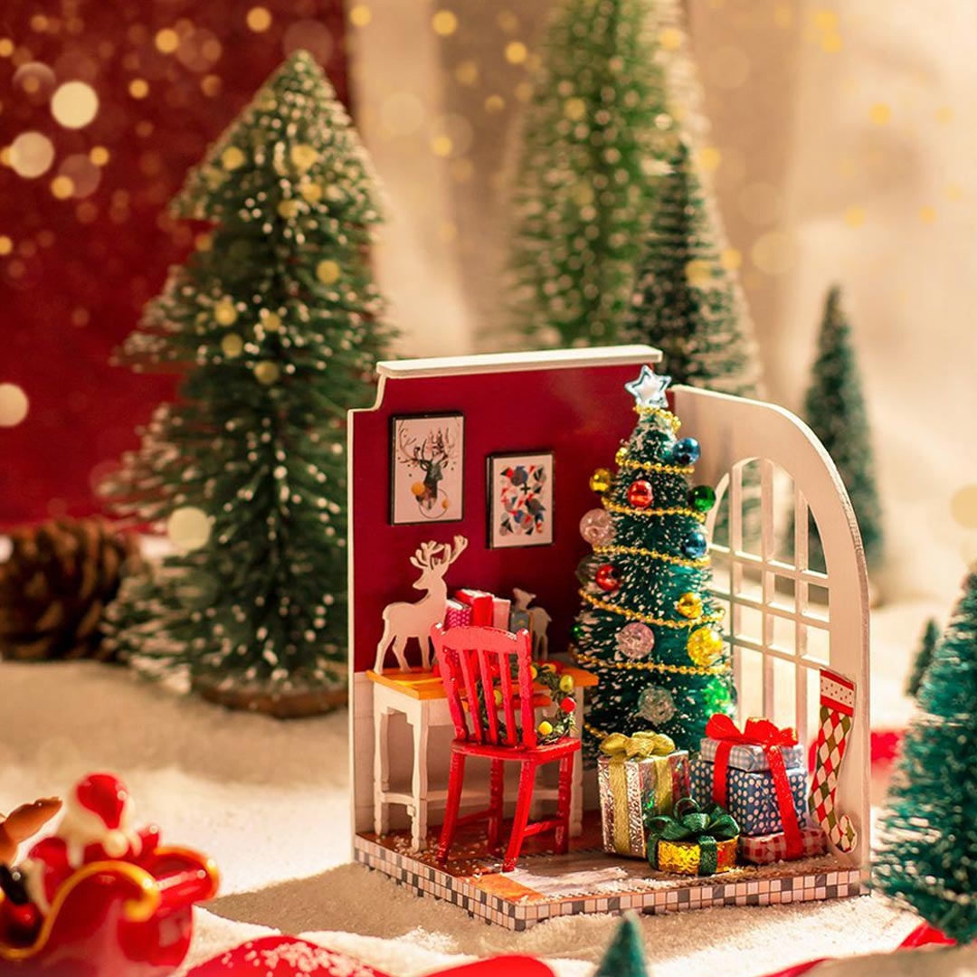 Merry Christmas DIY Miniature House Kit