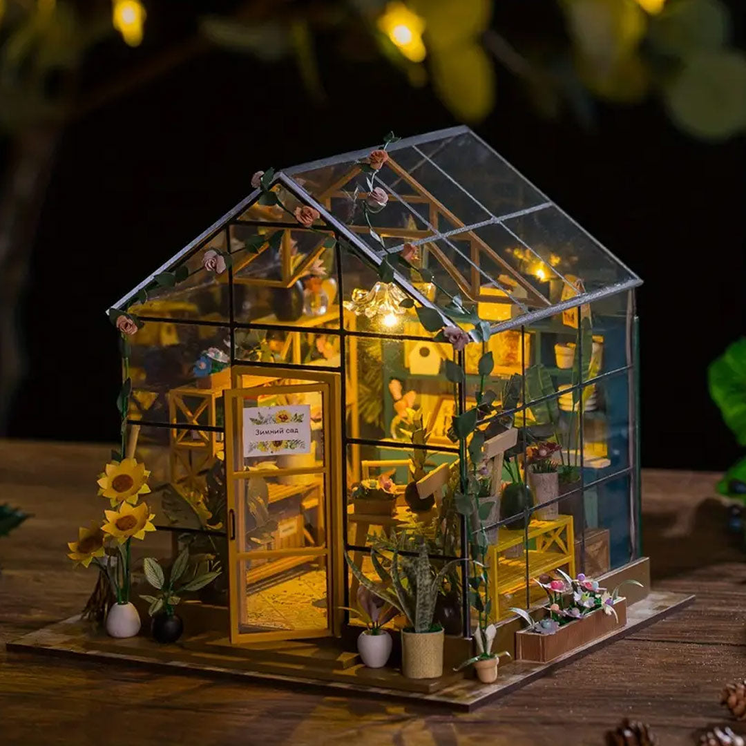 Sunshine Green House DIY Miniature House Kit