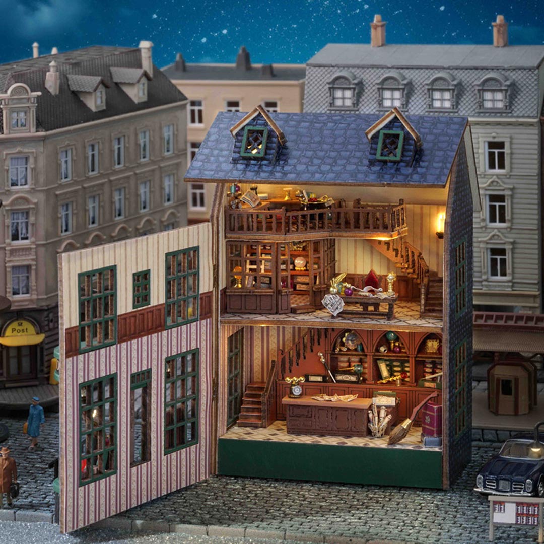 Corner Restaurant DIY Miniature House Kit