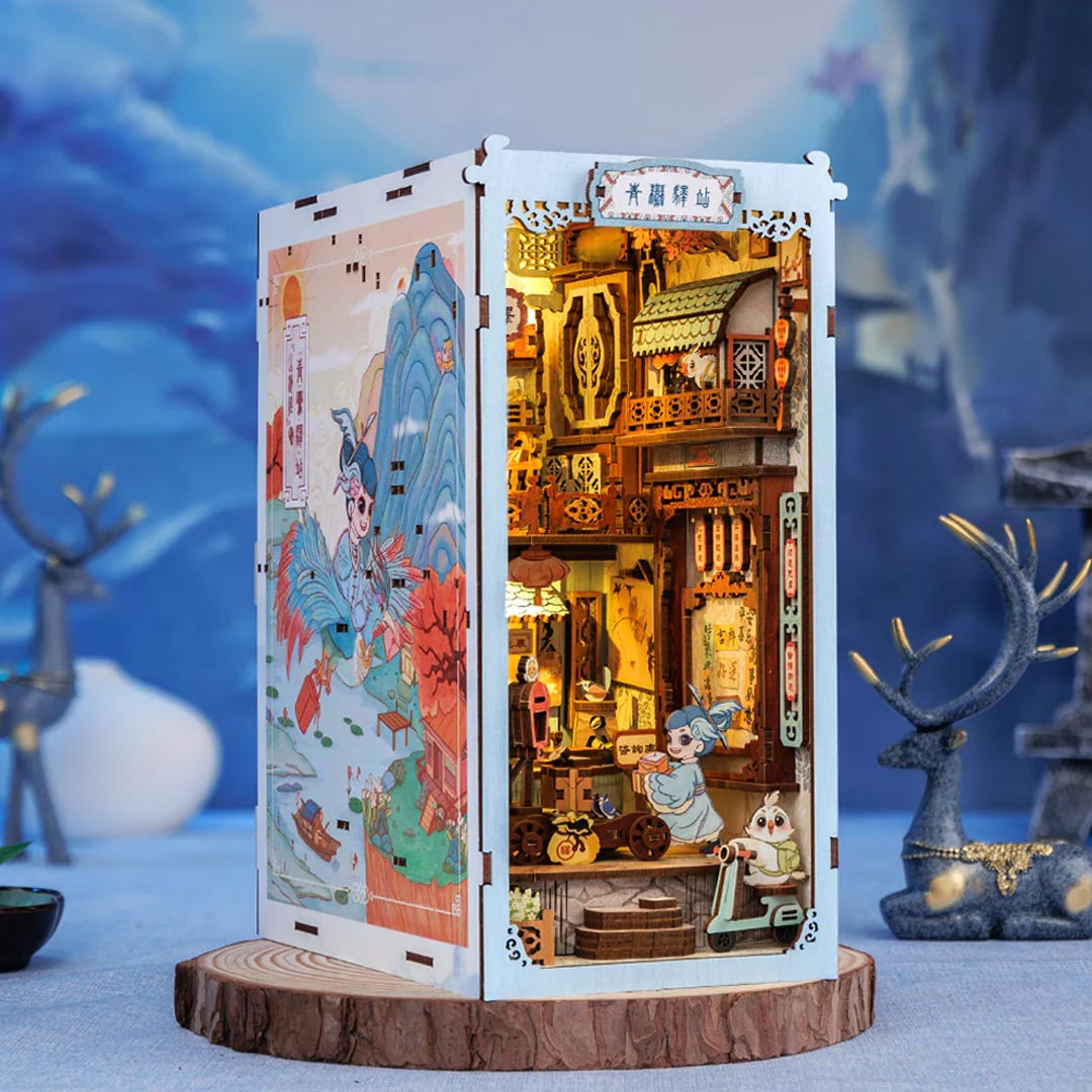 Azure Phoenix Lodge DIY Book Nook – Fifijoy
