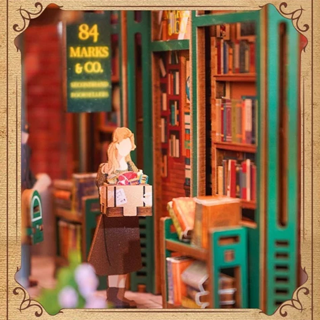 84 Charing Cross Road Wooden Puzzle Book Nook