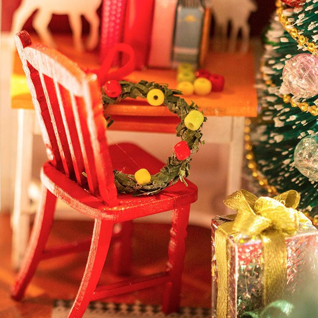 Merry Christmas DIY Miniature House Kit