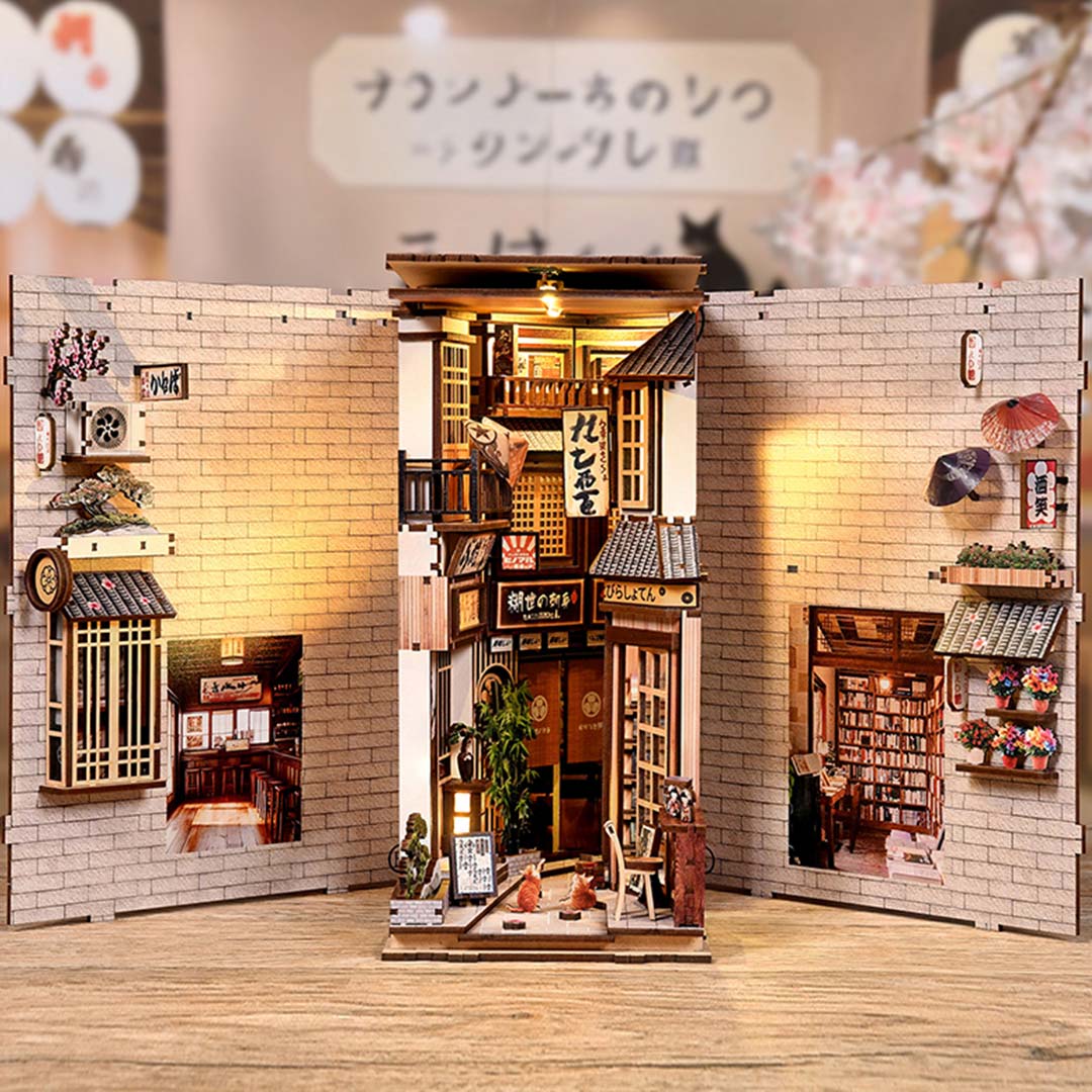 Cat’s Little Alley DIY Wooden Book Nook Shelf Insert