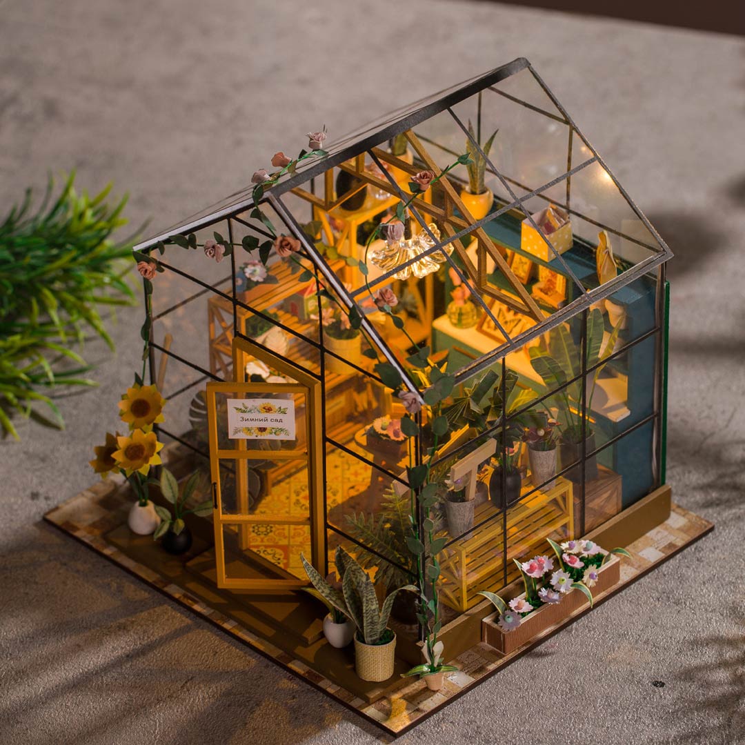 Sunshine Green House DIY Miniature House Kit