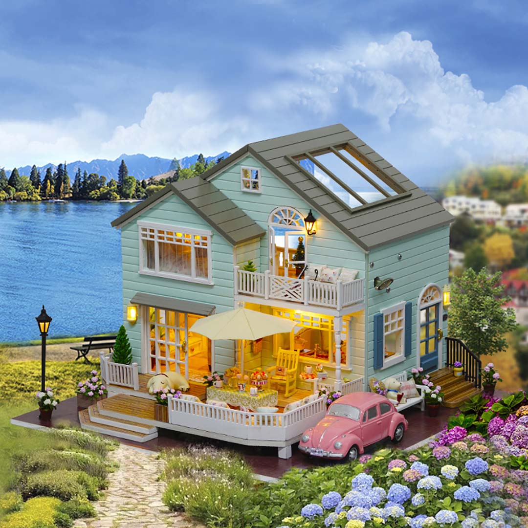 New Zealand Queenstown Miniature Dollhouse