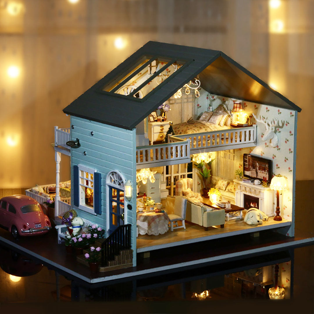 New Zealand Queenstown Miniature Dollhouse