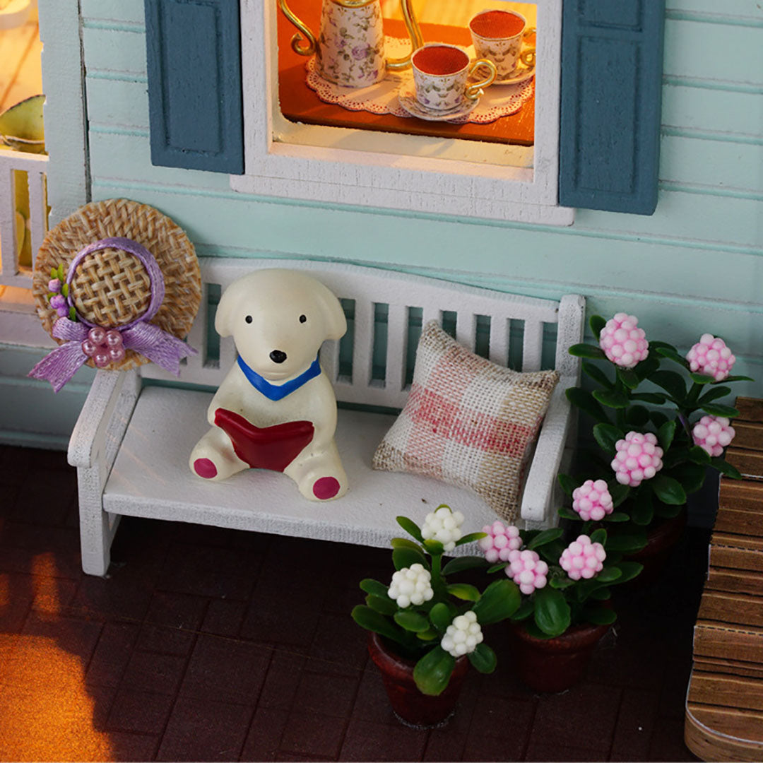 New Zealand Queenstown Miniature Dollhouse