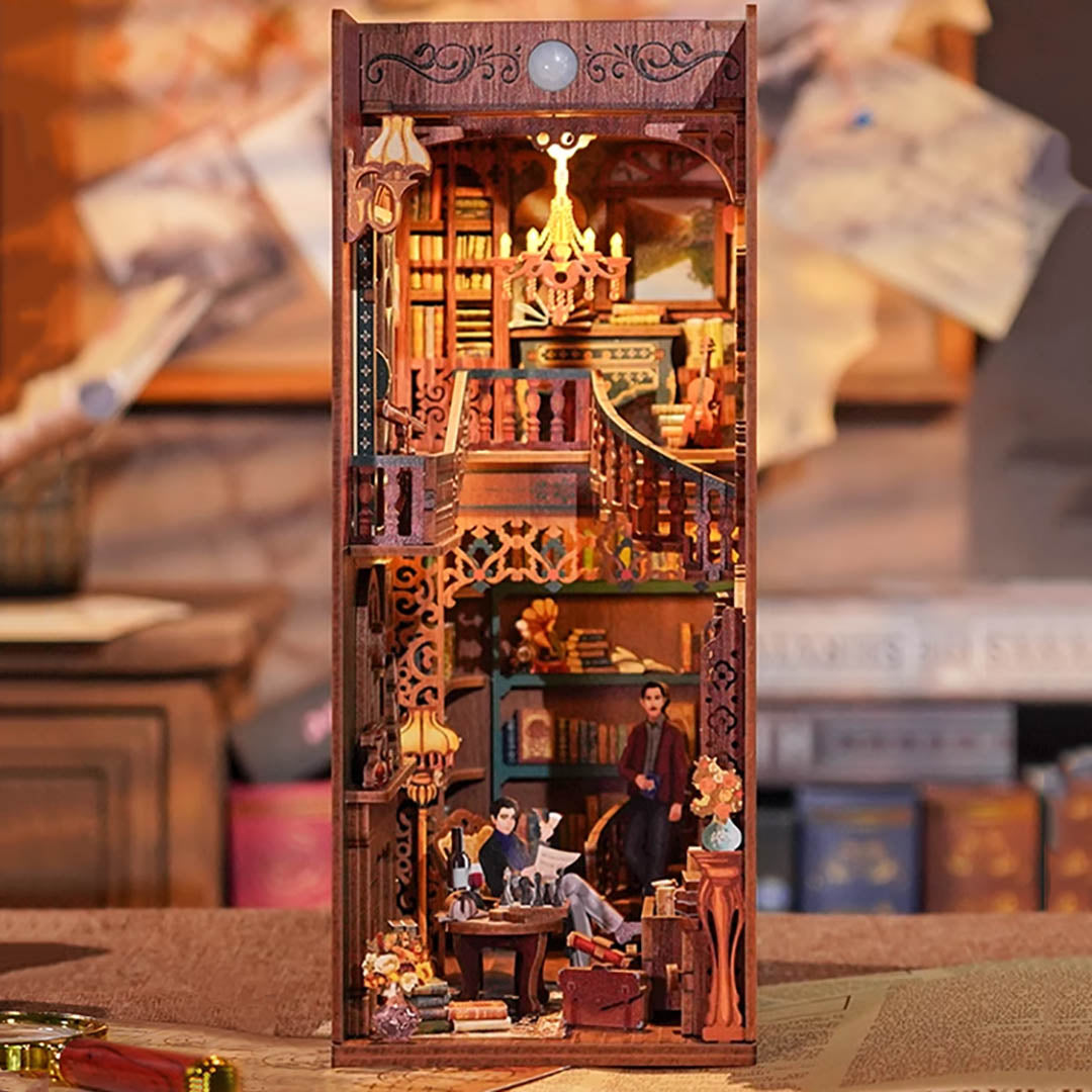 Sherlock Holmes Detective Agency Wooden Puzzle Book Nook