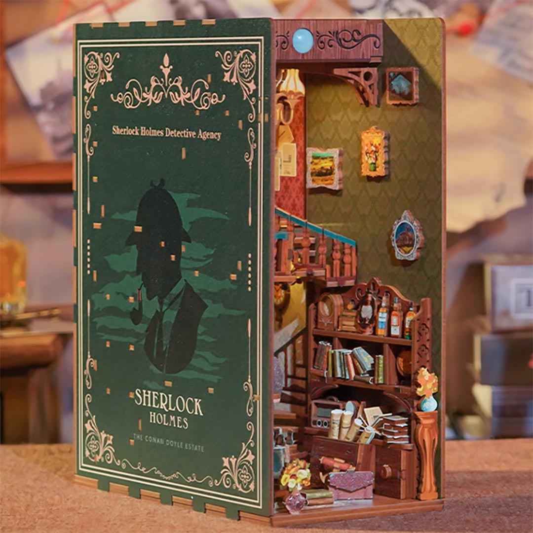 Sherlock Holmes Detective Agency Wooden Puzzle Book Nook