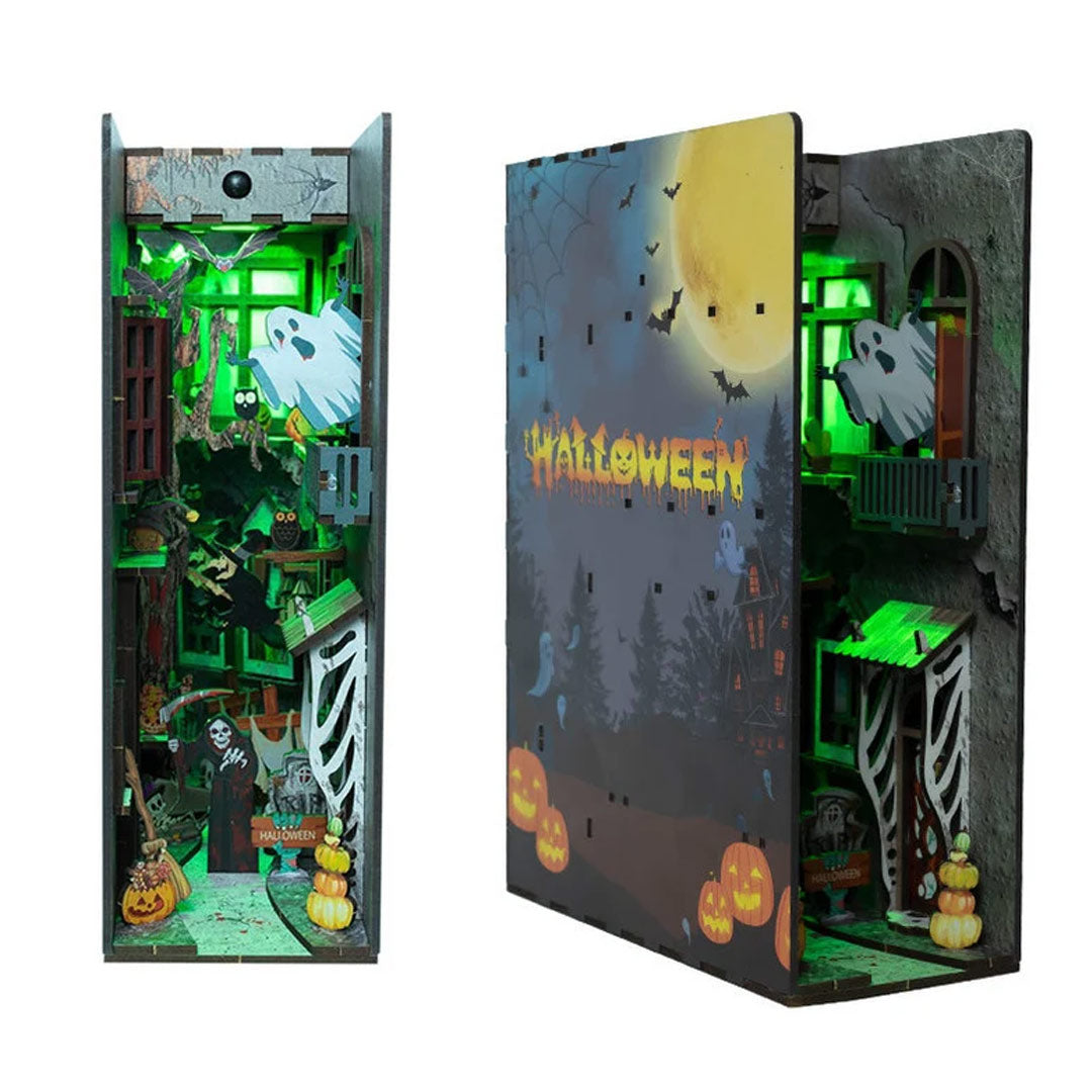 Halloween Spooky Alley Wooden Puzzle Book Nook