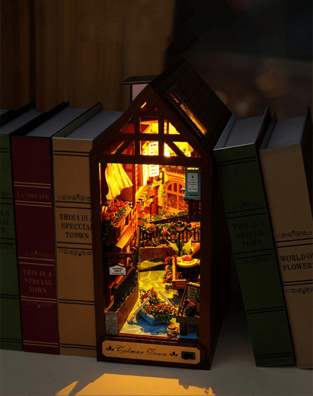 Fifijoy Book Nook