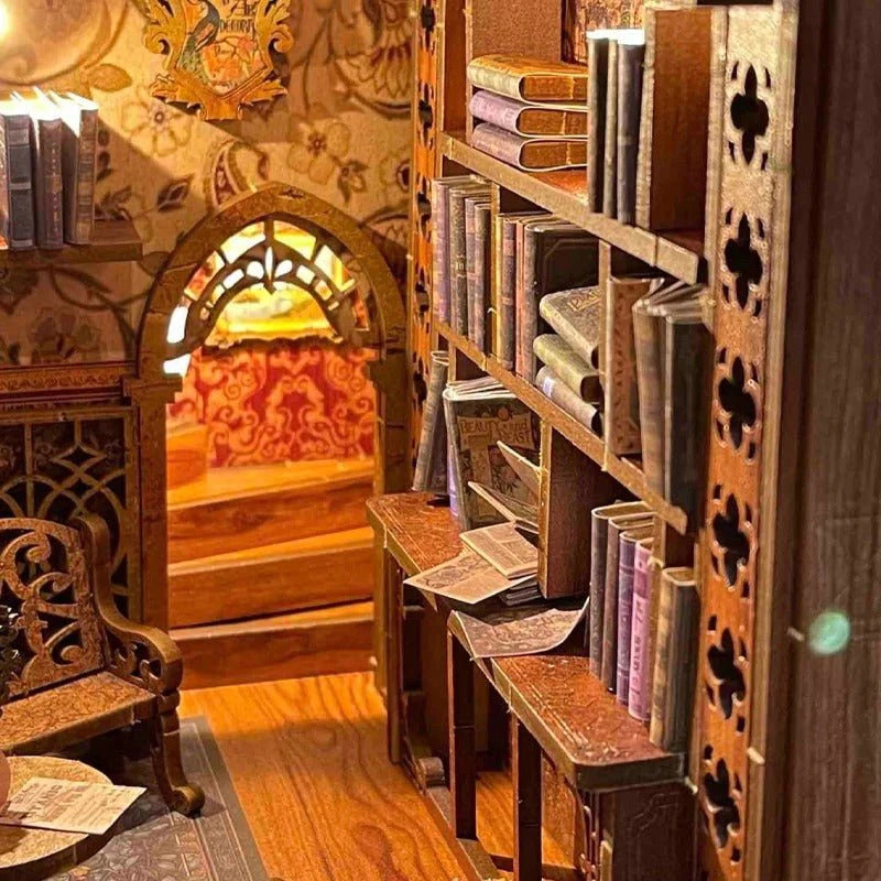 Fifijoy Book Nook