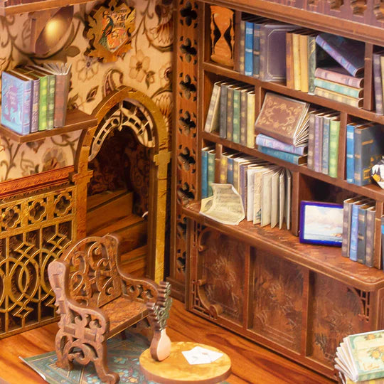 Fifijoy Book Nook Miniature