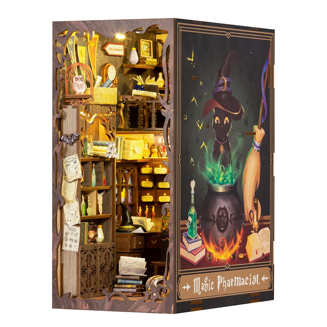 Magic Pharmacist Book Nook – MinneMagic